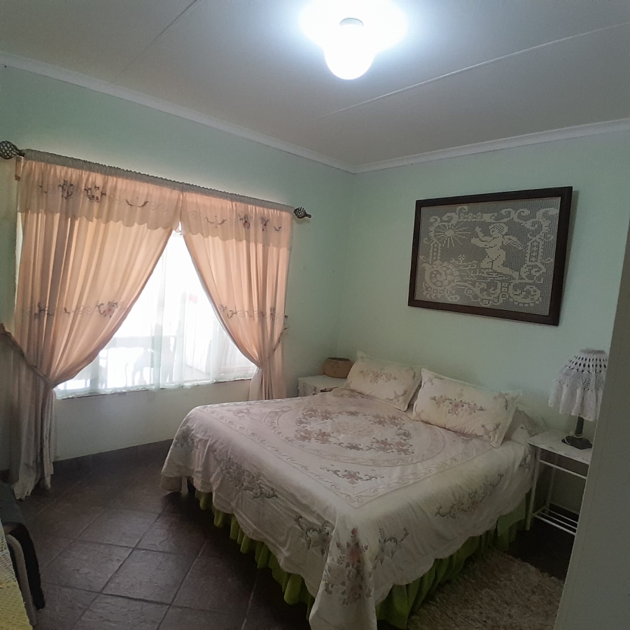 3 Bedroom Property for Sale in Schietfontein North West